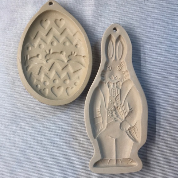 Brown Bag Cookie Molds 1988 Easter - Picture 1 of 5
